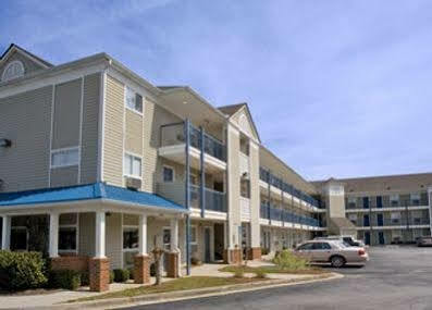 Intown Suites Extended Stay San Antonio Tx - Airport Esterno foto